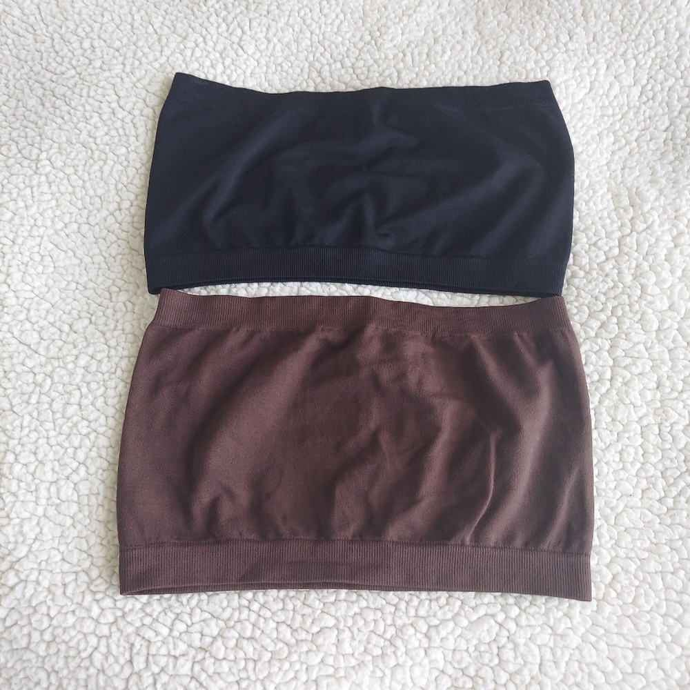 Two crop tops, brown and black